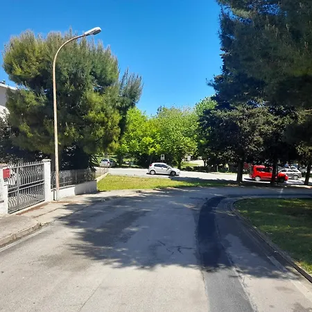S337 - Sirolo, Ampio Quadrilocale Comodo Ai Servizi Apartment